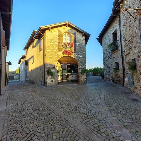 Ferienwohnung La Dimora Nel Castello Castellaro  Exterior foto