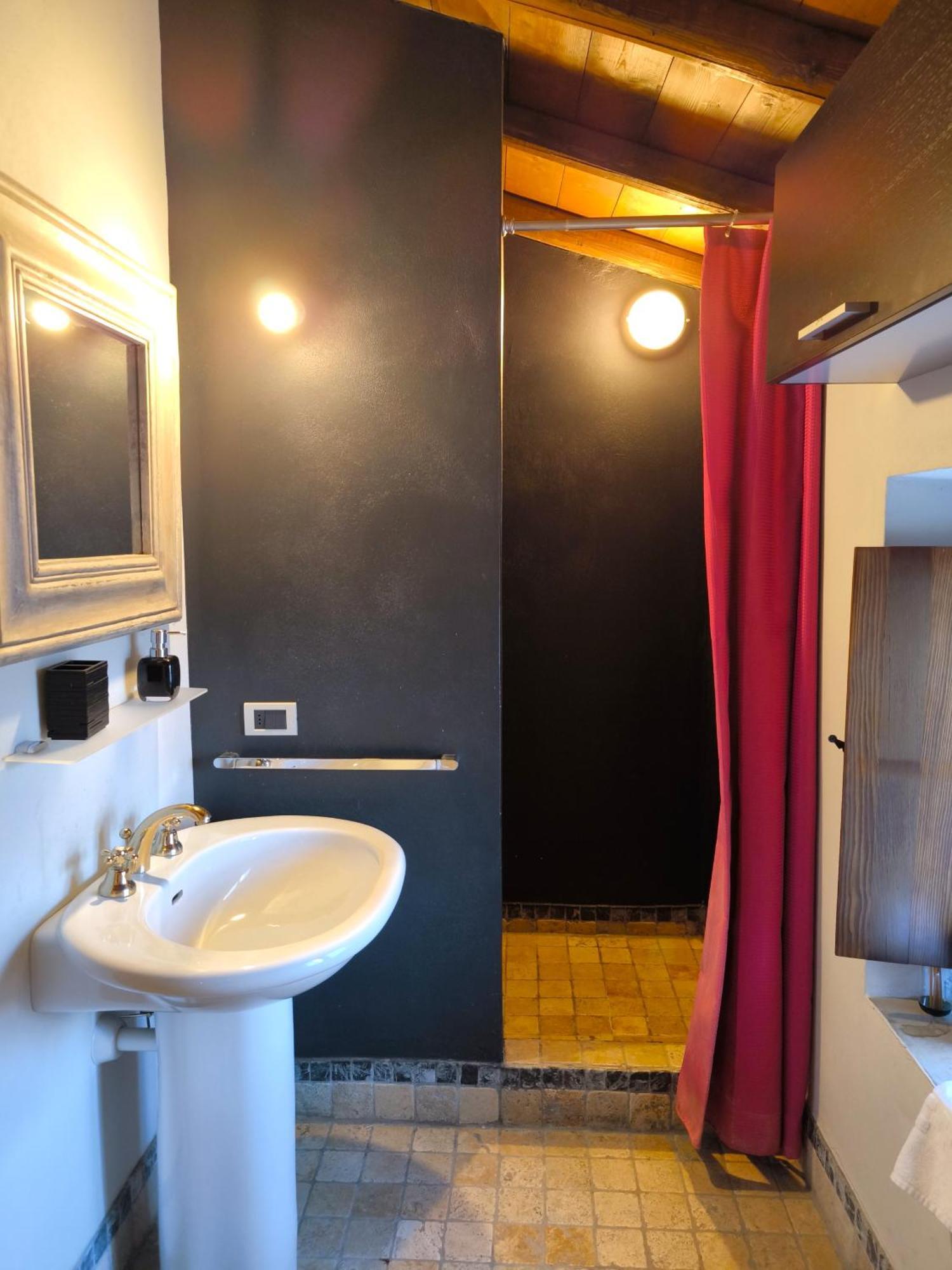 Ferienwohnung La Dimora Nel Castello Castellaro  Exterior foto